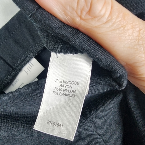 J Jill Ponte Slim Leg Pull On Pants SIZE Medium - Picture 6 of 6